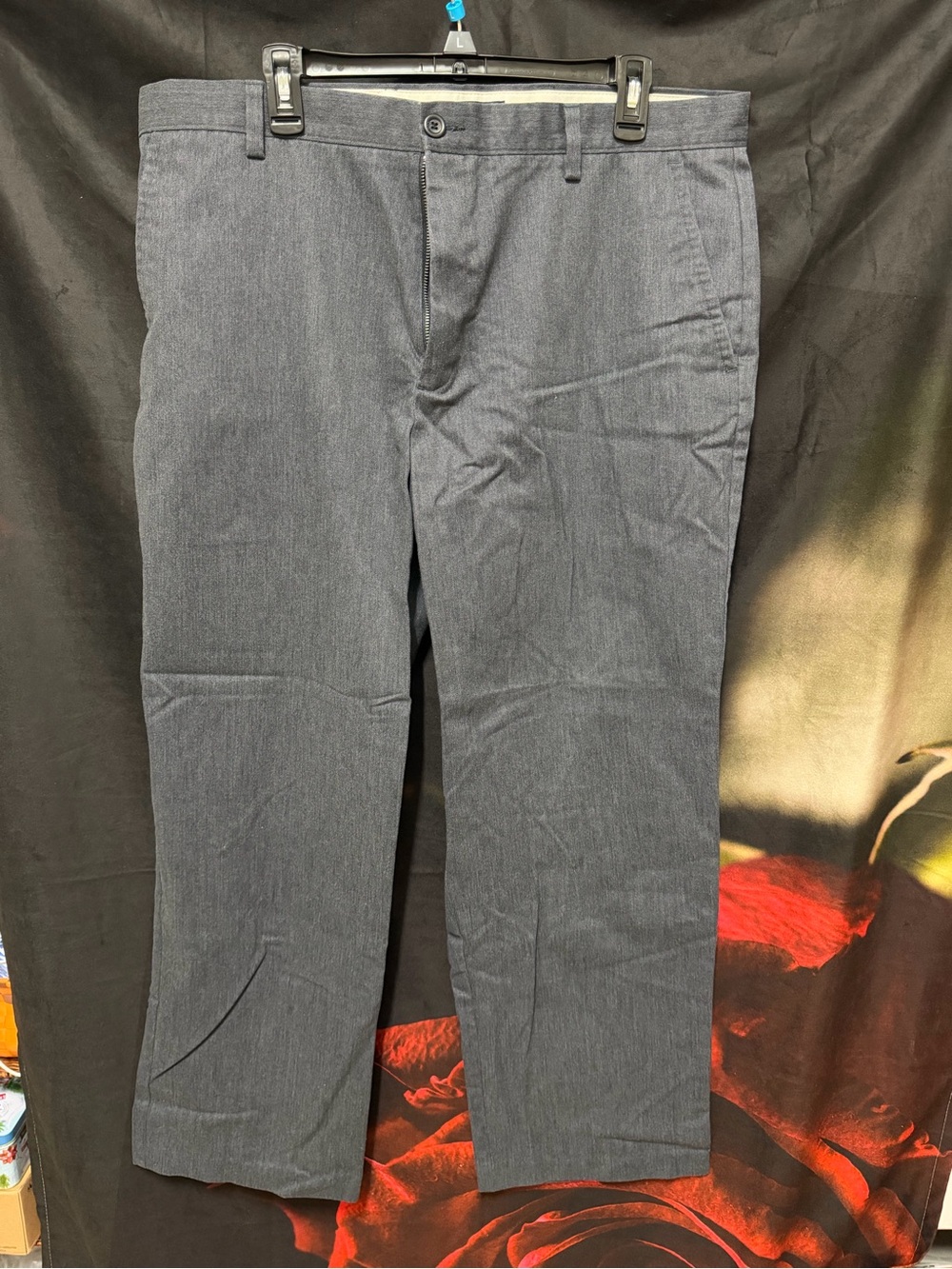 Men's Classic Straight-Leg Dress Pants - Charcoal Gray